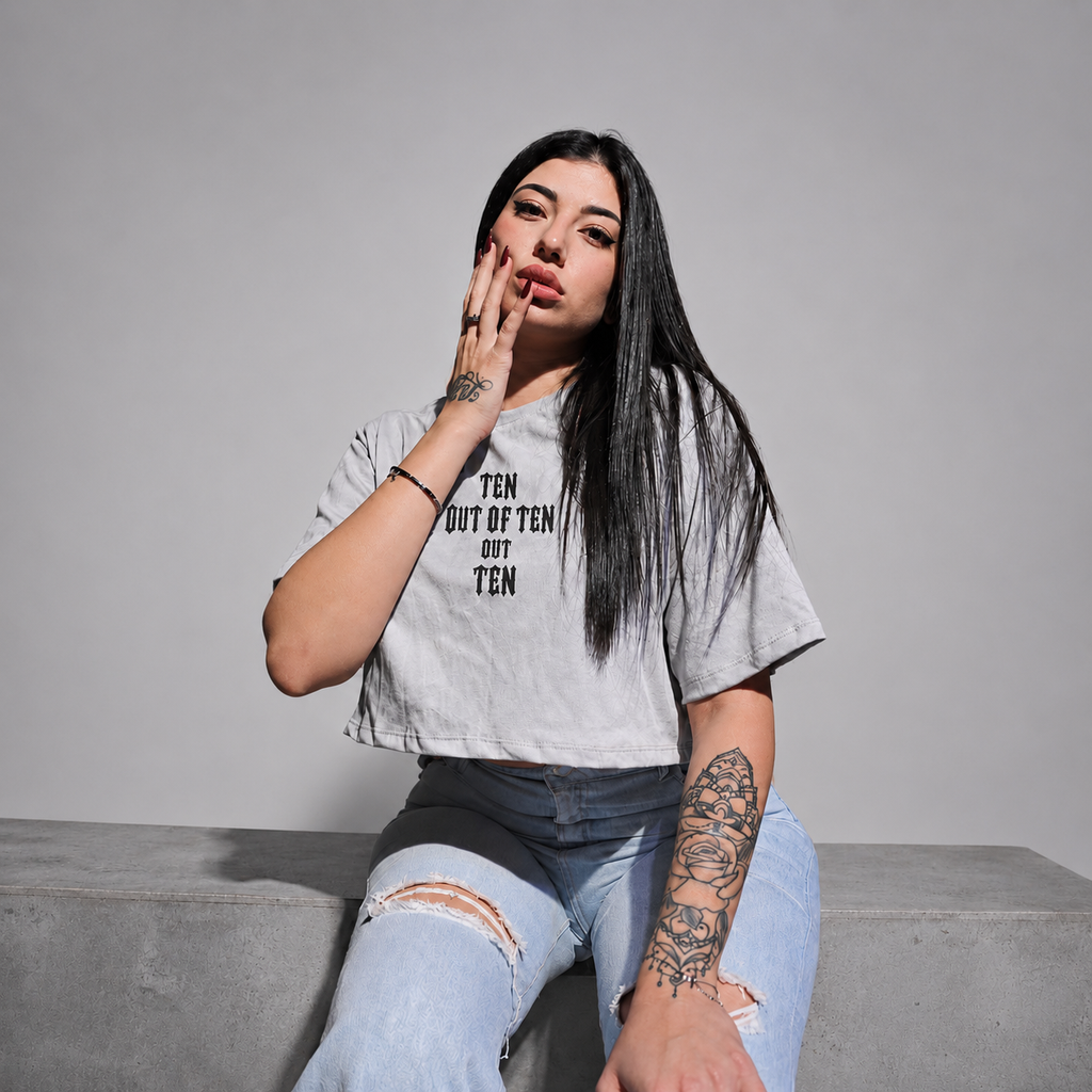 Camiseta Crop Top Boy Gris